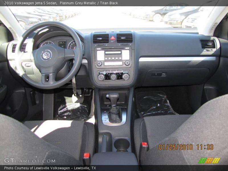 Platinum Grey Metallic / Titan Black 2010 Volkswagen Jetta S Sedan
