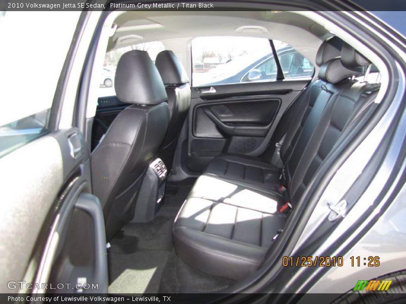 Platinum Grey Metallic / Titan Black 2010 Volkswagen Jetta SE Sedan