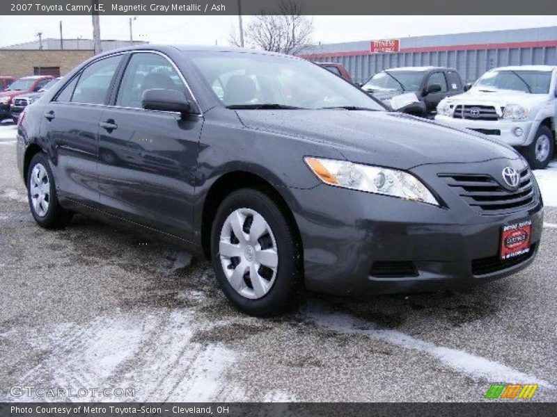 Magnetic Gray Metallic / Ash 2007 Toyota Camry LE