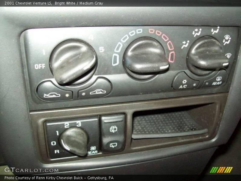 Bright White / Medium Gray 2001 Chevrolet Venture LS