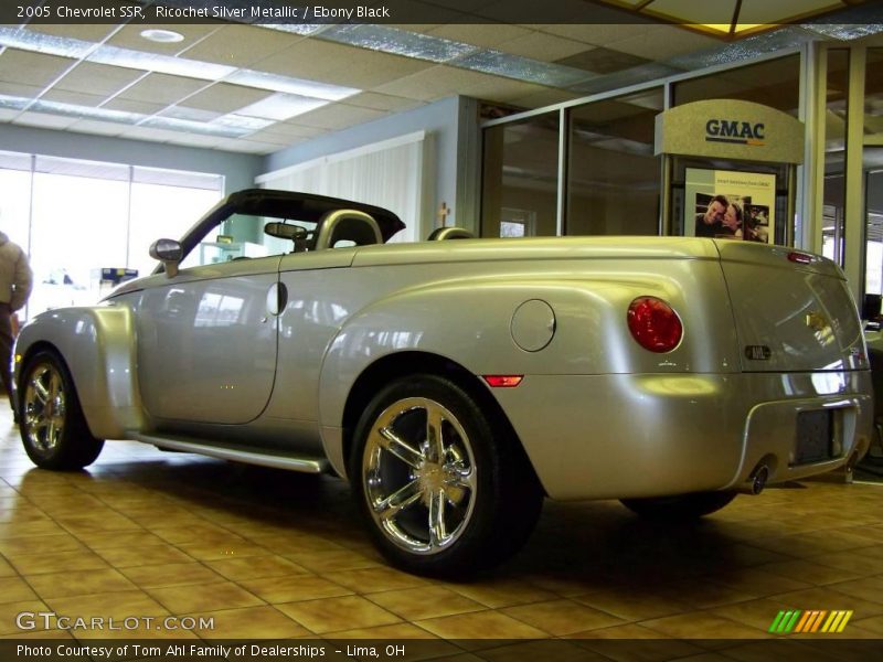 Ricochet Silver Metallic / Ebony Black 2005 Chevrolet SSR