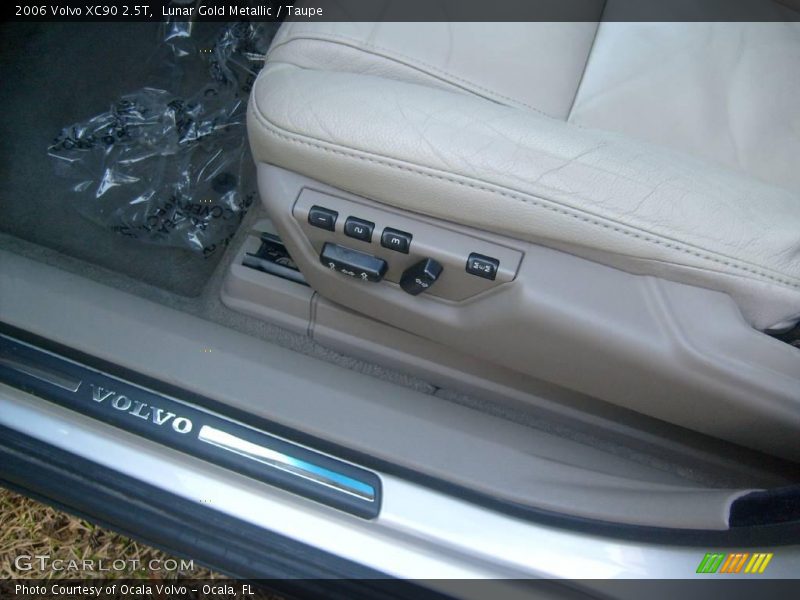 Lunar Gold Metallic / Taupe 2006 Volvo XC90 2.5T