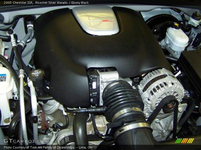 Ricochet Silver Metallic / Ebony Black 2005 Chevrolet SSR