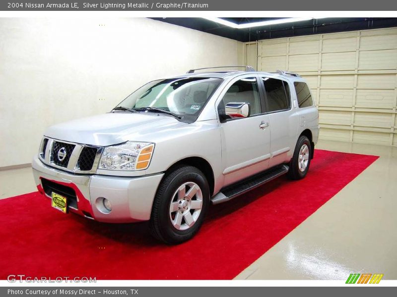 Silver Lightning Metallic / Graphite/Titanium 2004 Nissan Armada LE