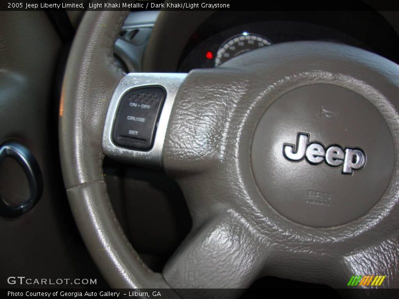 Light Khaki Metallic / Dark Khaki/Light Graystone 2005 Jeep Liberty Limited