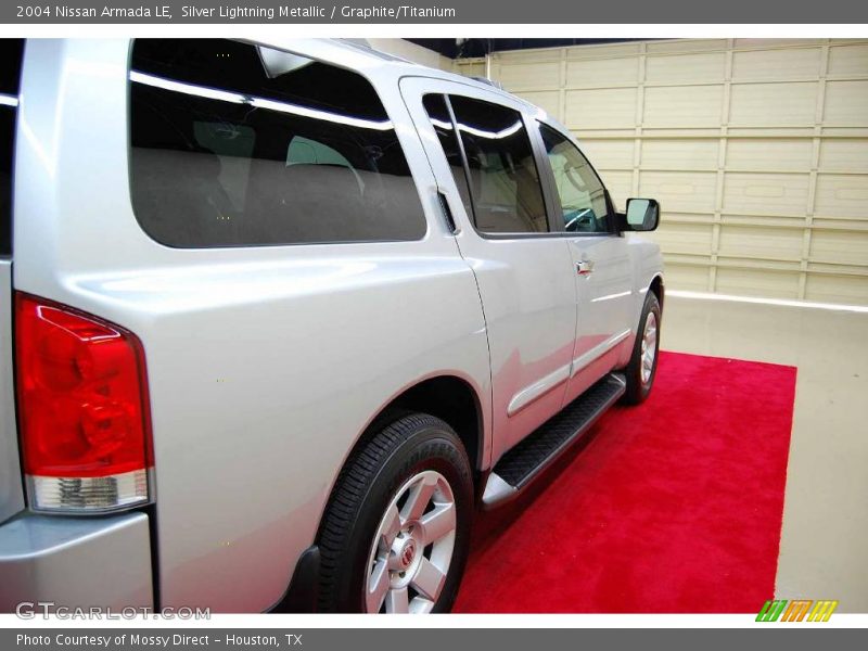 Silver Lightning Metallic / Graphite/Titanium 2004 Nissan Armada LE