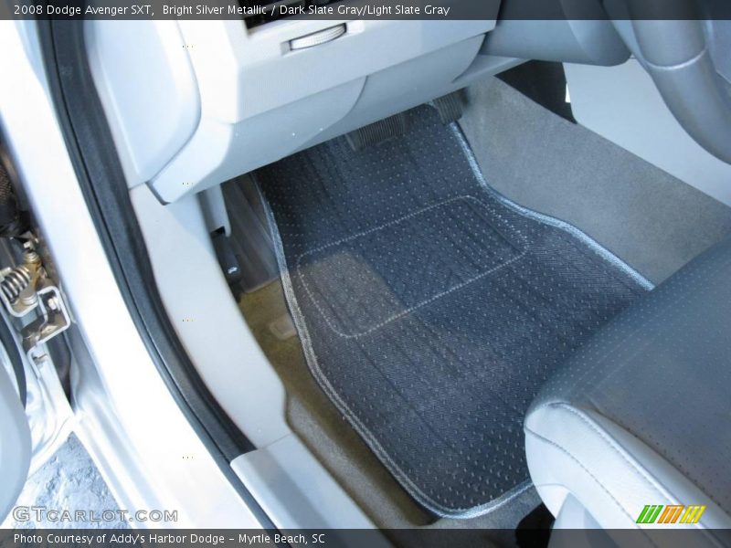 Bright Silver Metallic / Dark Slate Gray/Light Slate Gray 2008 Dodge Avenger SXT