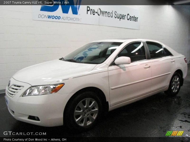 Super White / Ash 2007 Toyota Camry XLE V6