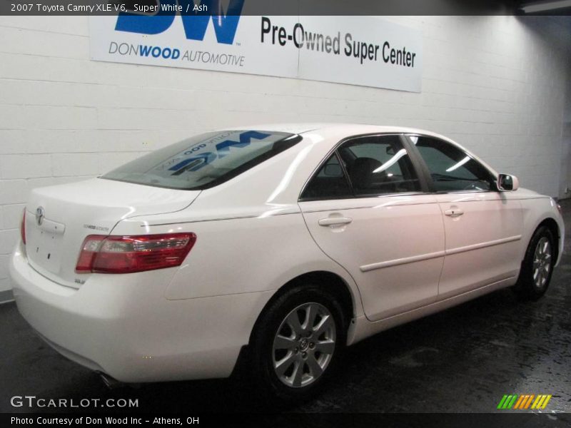Super White / Ash 2007 Toyota Camry XLE V6