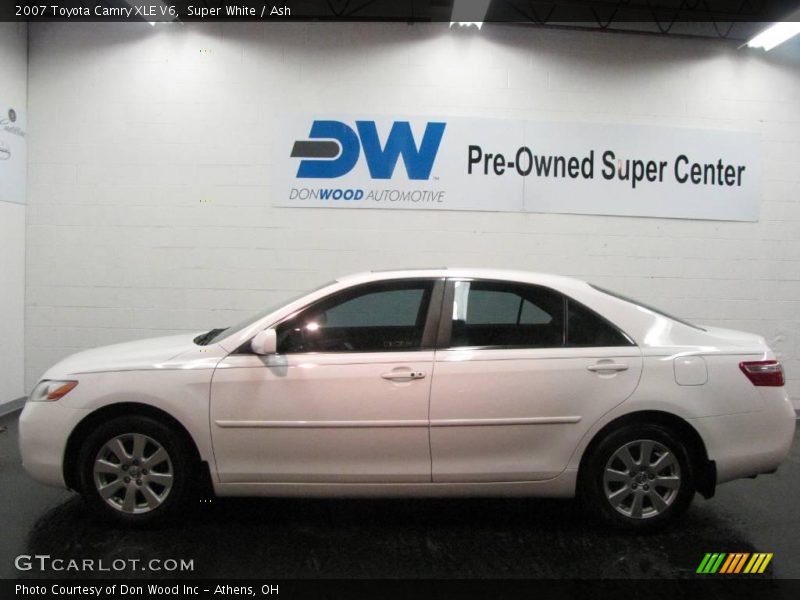 Super White / Ash 2007 Toyota Camry XLE V6