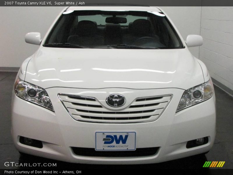 Super White / Ash 2007 Toyota Camry XLE V6