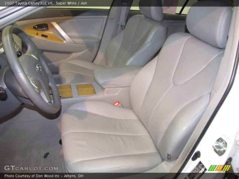 Super White / Ash 2007 Toyota Camry XLE V6
