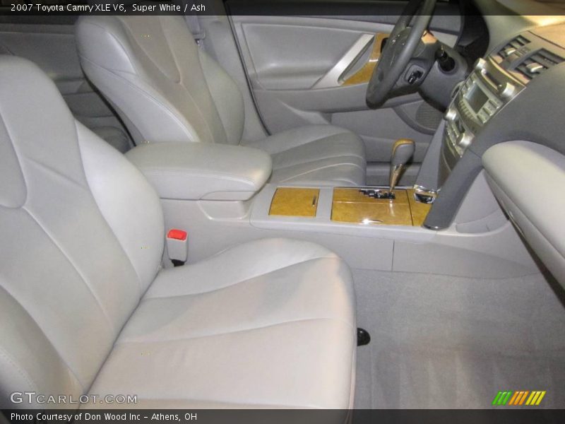 Super White / Ash 2007 Toyota Camry XLE V6