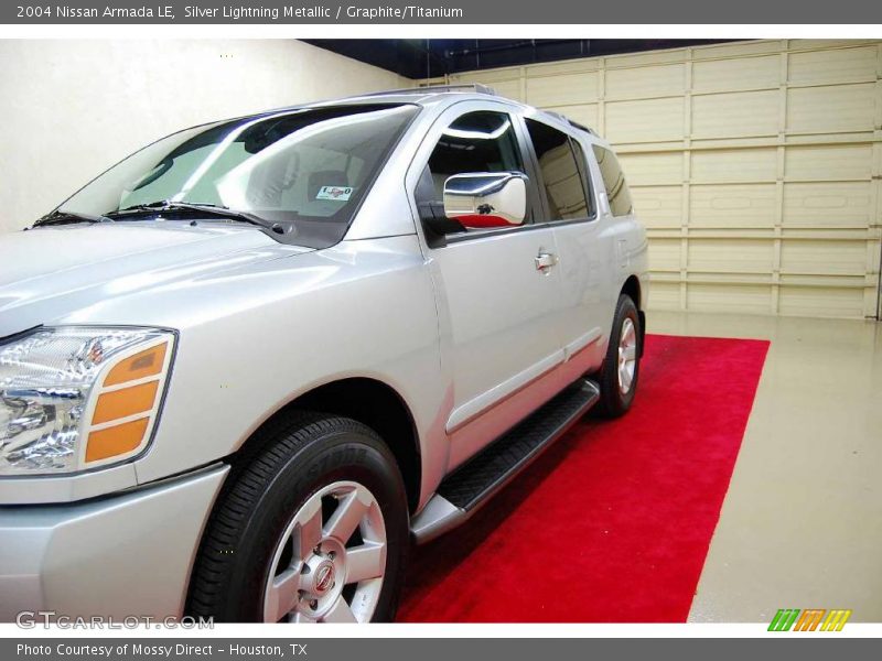 Silver Lightning Metallic / Graphite/Titanium 2004 Nissan Armada LE