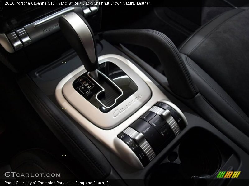 Sand White / Black/Chestnut Brown Natural Leather 2010 Porsche Cayenne GTS