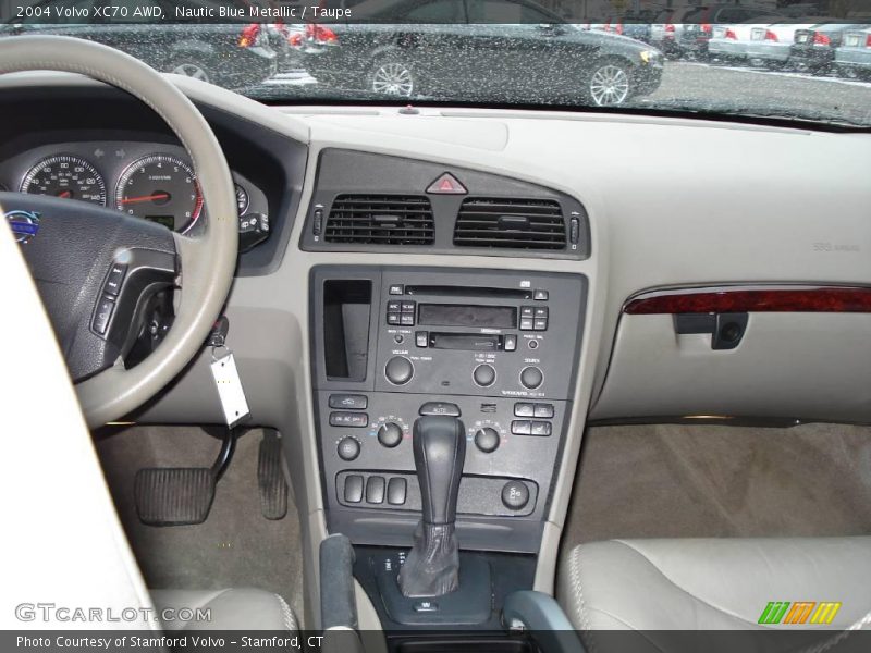 Nautic Blue Metallic / Taupe 2004 Volvo XC70 AWD