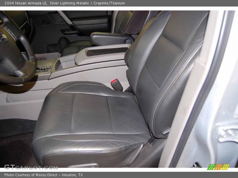 Silver Lightning Metallic / Graphite/Titanium 2004 Nissan Armada LE