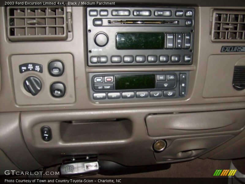Black / Medium Parchment 2003 Ford Excursion Limited 4x4