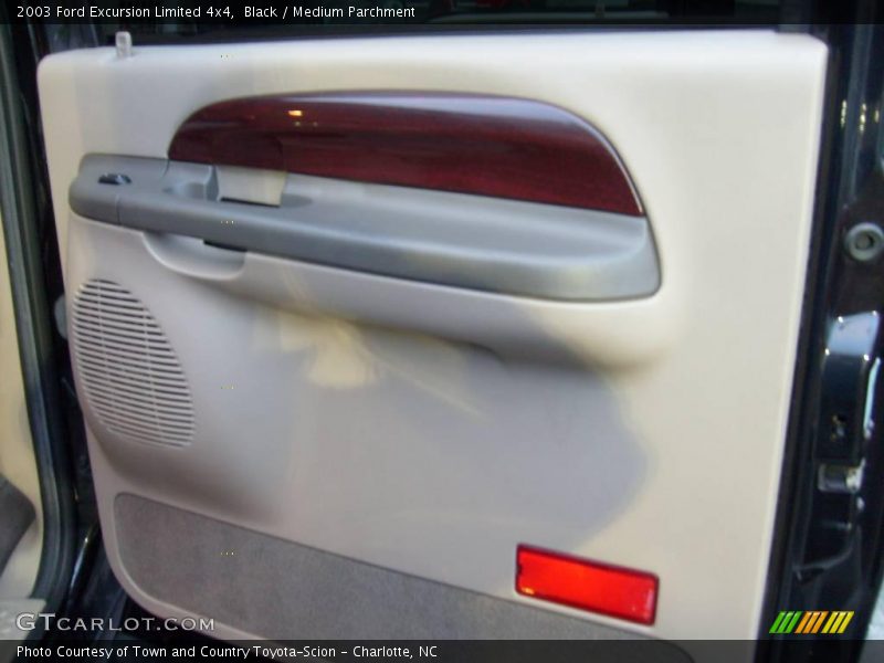 Black / Medium Parchment 2003 Ford Excursion Limited 4x4