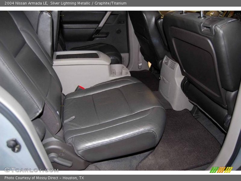 Silver Lightning Metallic / Graphite/Titanium 2004 Nissan Armada LE
