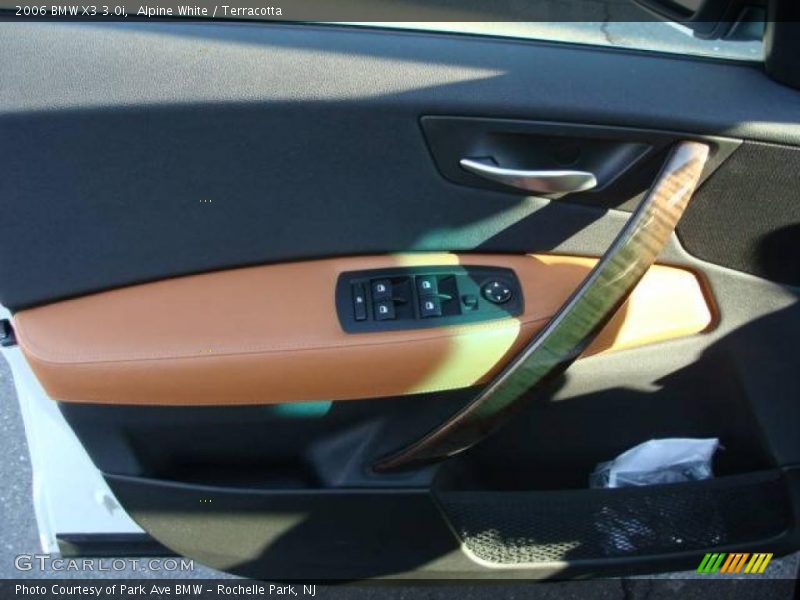 Alpine White / Terracotta 2006 BMW X3 3.0i