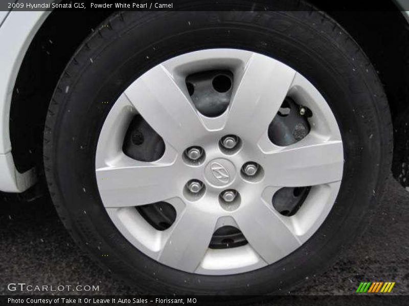 Powder White Pearl / Camel 2009 Hyundai Sonata GLS