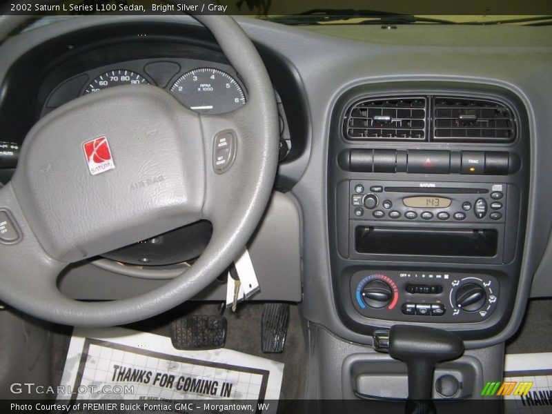 Bright Silver / Gray 2002 Saturn L Series L100 Sedan