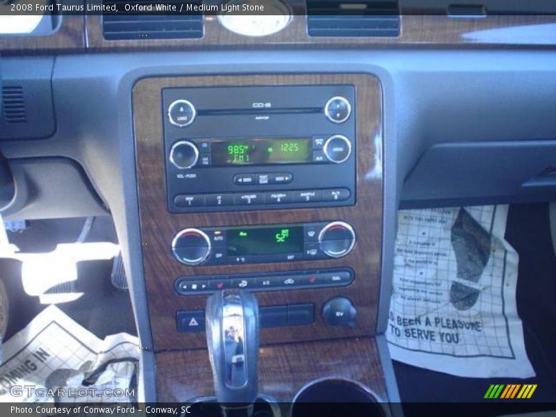 Oxford White / Medium Light Stone 2008 Ford Taurus Limited