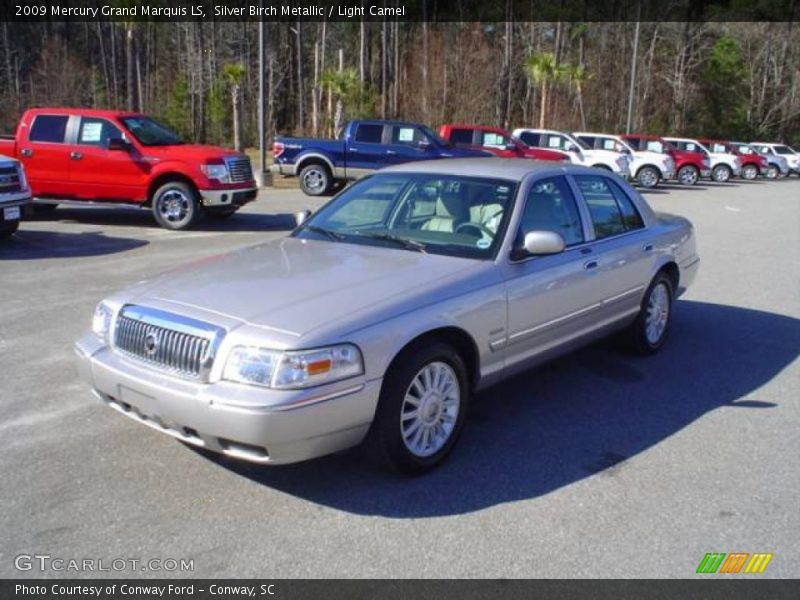 Silver Birch Metallic / Light Camel 2009 Mercury Grand Marquis LS