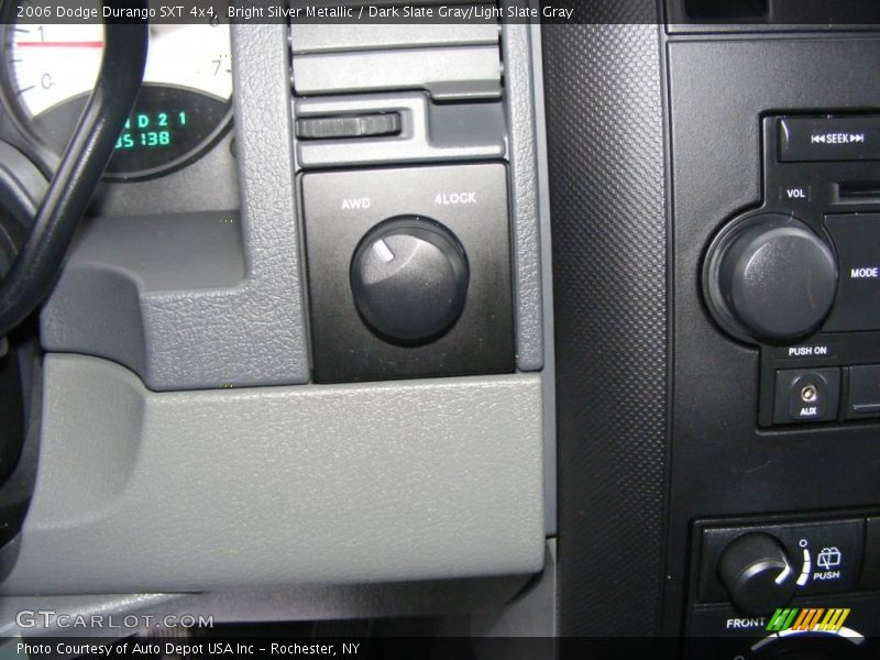 Bright Silver Metallic / Dark Slate Gray/Light Slate Gray 2006 Dodge Durango SXT 4x4