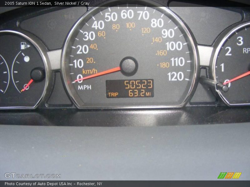 Silver Nickel / Gray 2005 Saturn ION 1 Sedan