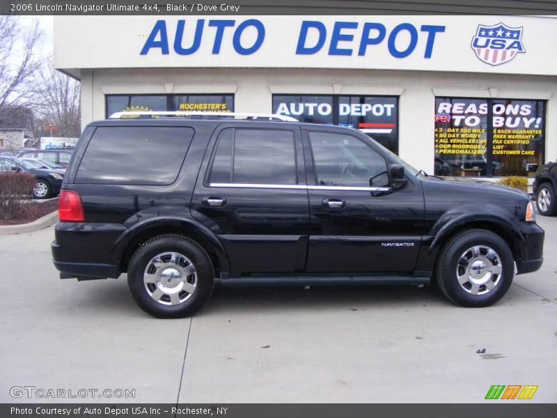 Black / Dove Grey 2006 Lincoln Navigator Ultimate 4x4