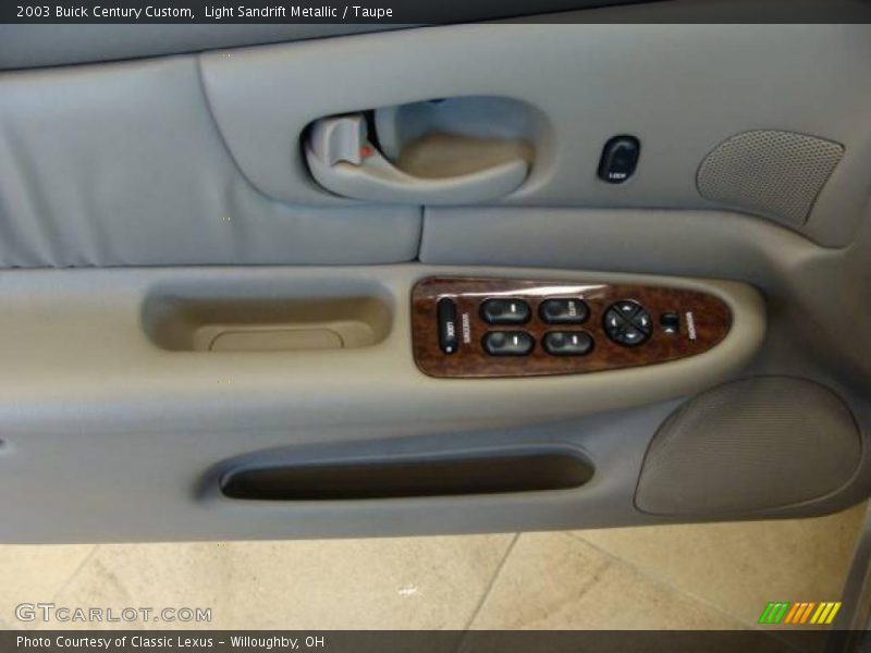 Light Sandrift Metallic / Taupe 2003 Buick Century Custom