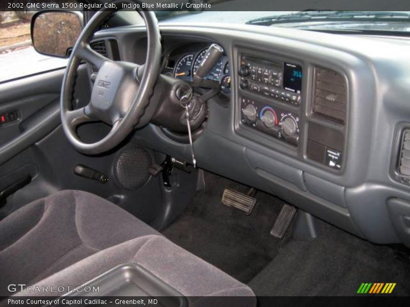 Indigo Blue Metallic / Graphite 2002 GMC Sierra 1500 Regular Cab