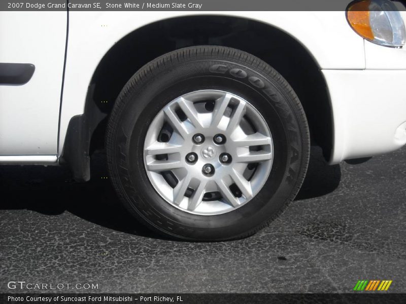 Stone White / Medium Slate Gray 2007 Dodge Grand Caravan SE