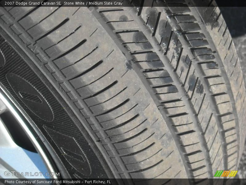 Stone White / Medium Slate Gray 2007 Dodge Grand Caravan SE