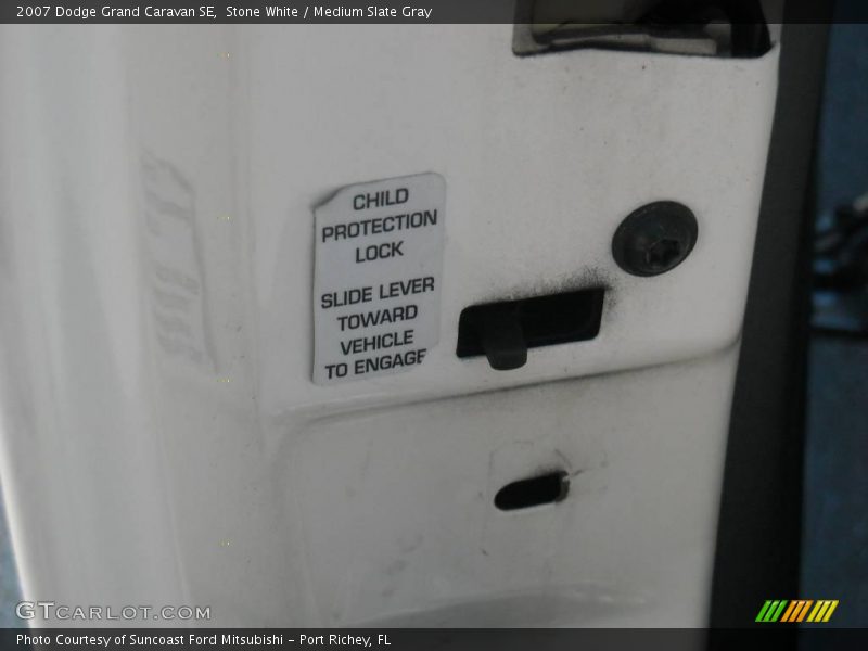 Stone White / Medium Slate Gray 2007 Dodge Grand Caravan SE