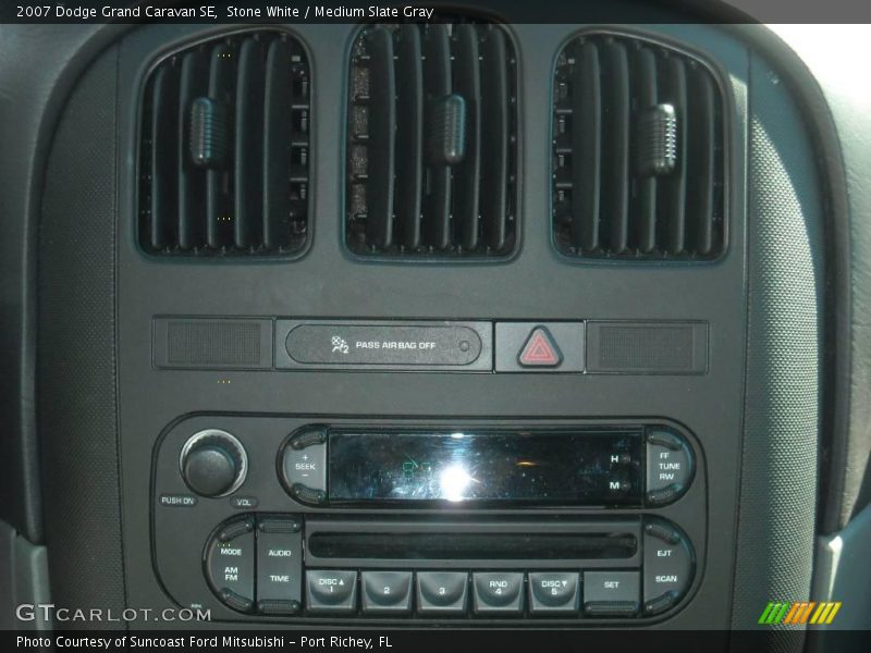 Stone White / Medium Slate Gray 2007 Dodge Grand Caravan SE