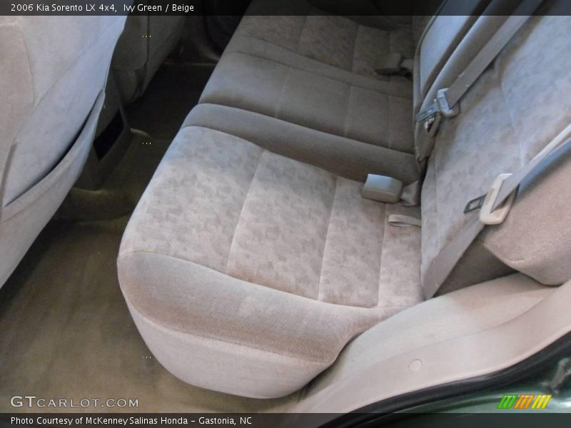 Ivy Green / Beige 2006 Kia Sorento LX 4x4