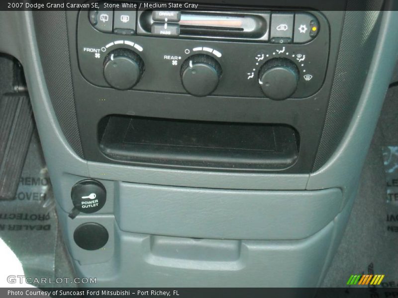 Stone White / Medium Slate Gray 2007 Dodge Grand Caravan SE