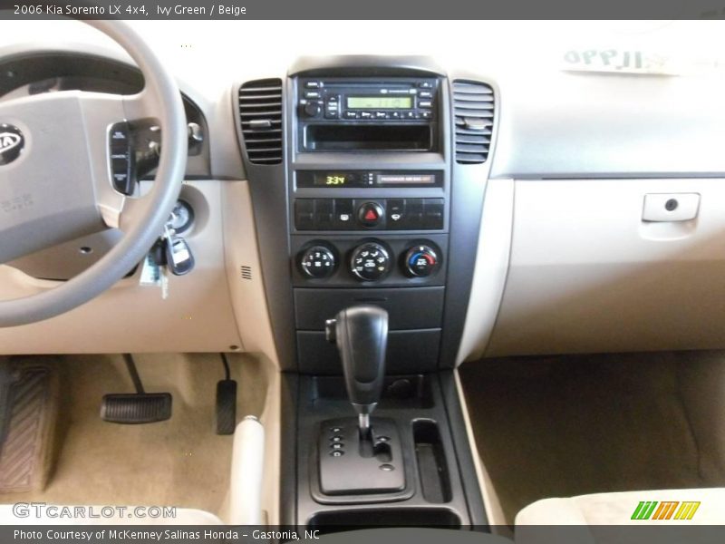 Ivy Green / Beige 2006 Kia Sorento LX 4x4