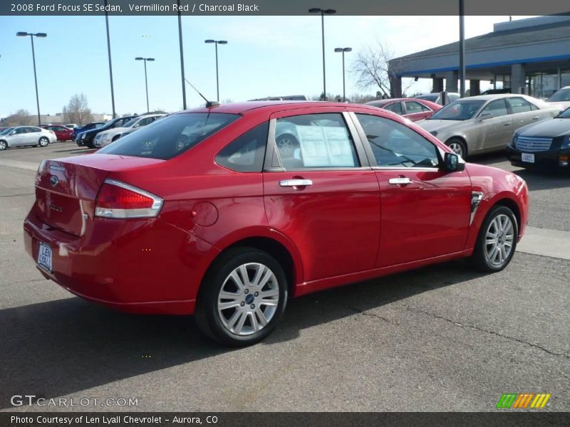 Vermillion Red / Charcoal Black 2008 Ford Focus SE Sedan