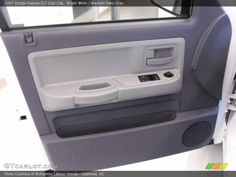 Bright White / Medium Slate Gray 2007 Dodge Dakota SLT Club Cab