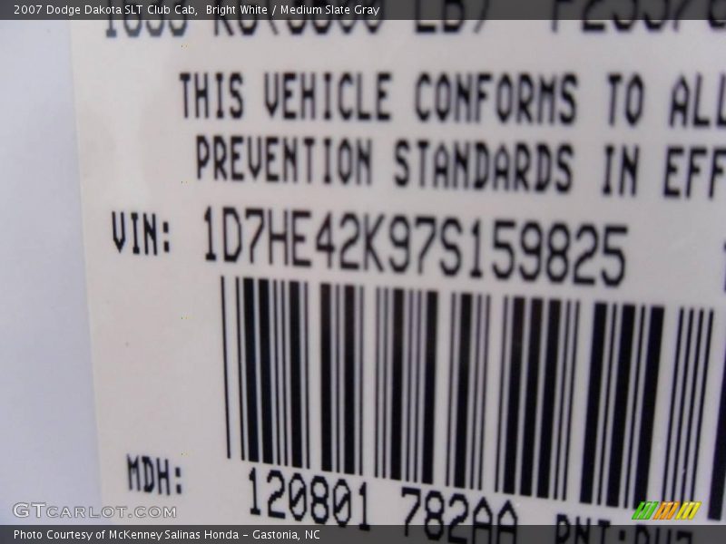 Bright White / Medium Slate Gray 2007 Dodge Dakota SLT Club Cab