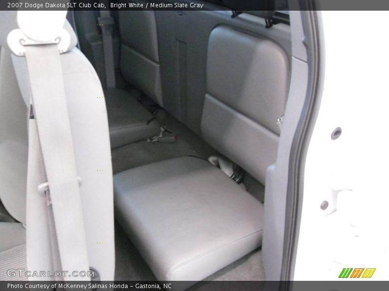Bright White / Medium Slate Gray 2007 Dodge Dakota SLT Club Cab