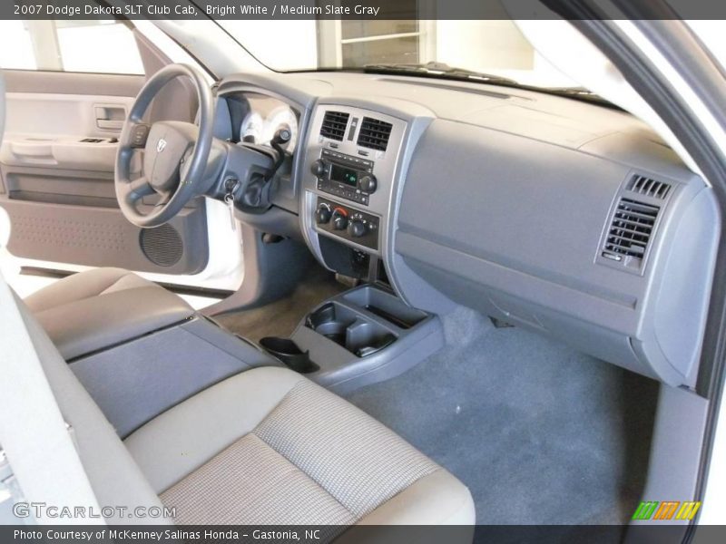 Bright White / Medium Slate Gray 2007 Dodge Dakota SLT Club Cab