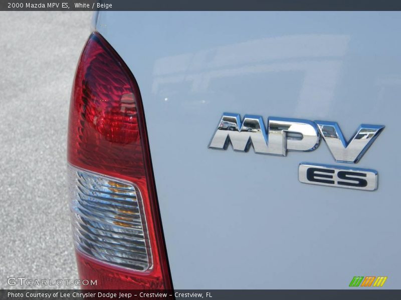 White / Beige 2000 Mazda MPV ES