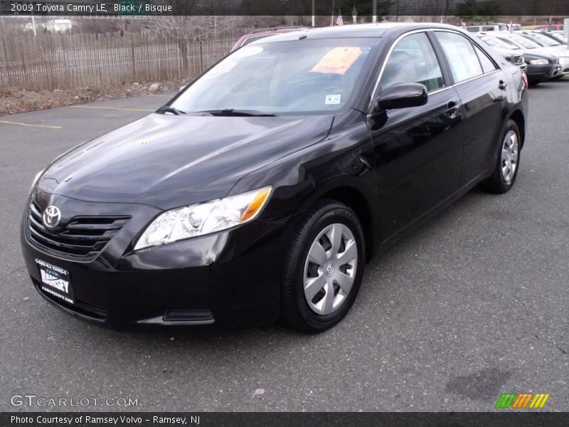 Black / Bisque 2009 Toyota Camry LE