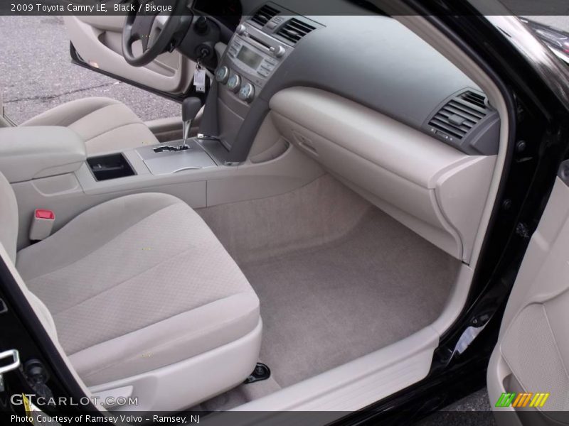 Black / Bisque 2009 Toyota Camry LE