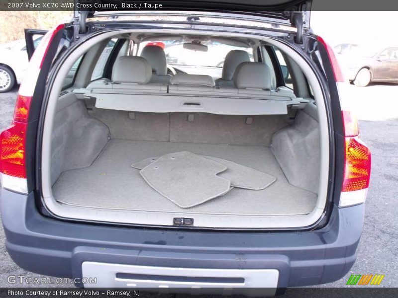 Black / Taupe 2007 Volvo XC70 AWD Cross Country